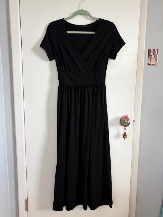 Grace Yoga Dresses & Skirts - Black Short-Sleeve V-Neck Maxi Dress